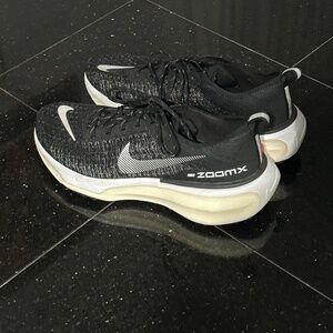Womens Nike Zoom X Size 12